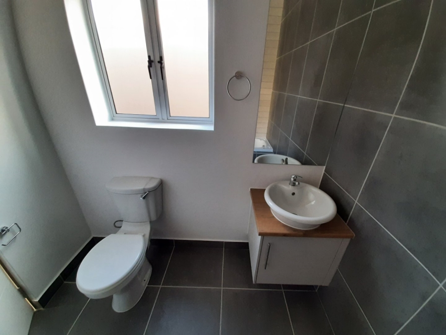 2 Bedroom Property for Sale in Hansmoeskraal A H Western Cape